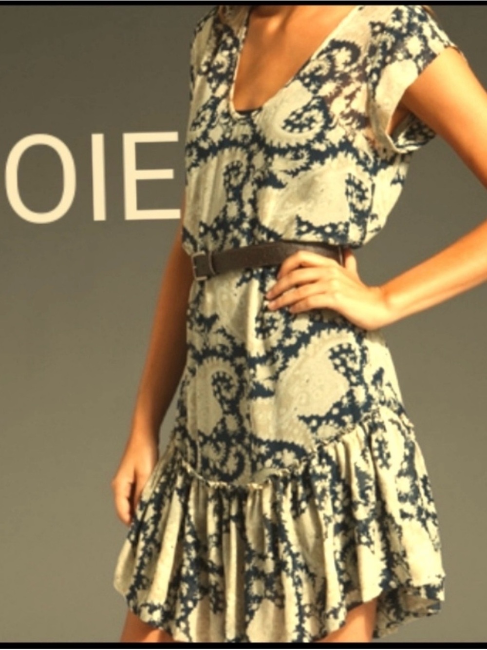 Joie Anthropology Neutral Paisley Ruffle Hem Dress with Navy Print 100% silk